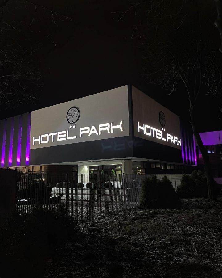 Park 2*
